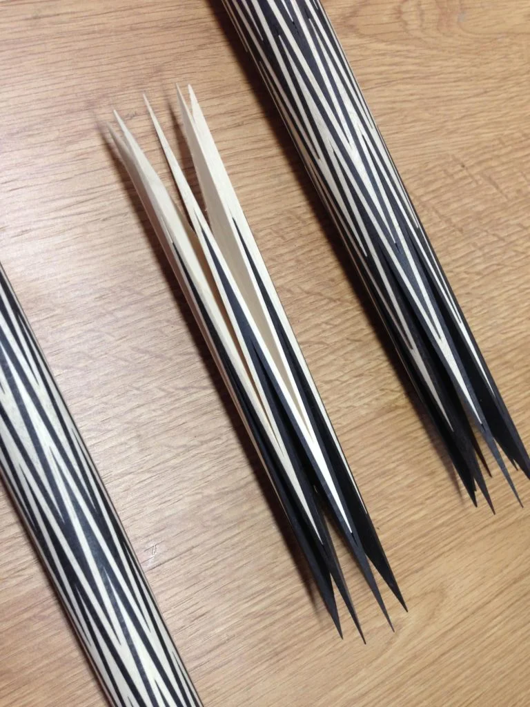 Trabajo de punta de madera para la maza de billar